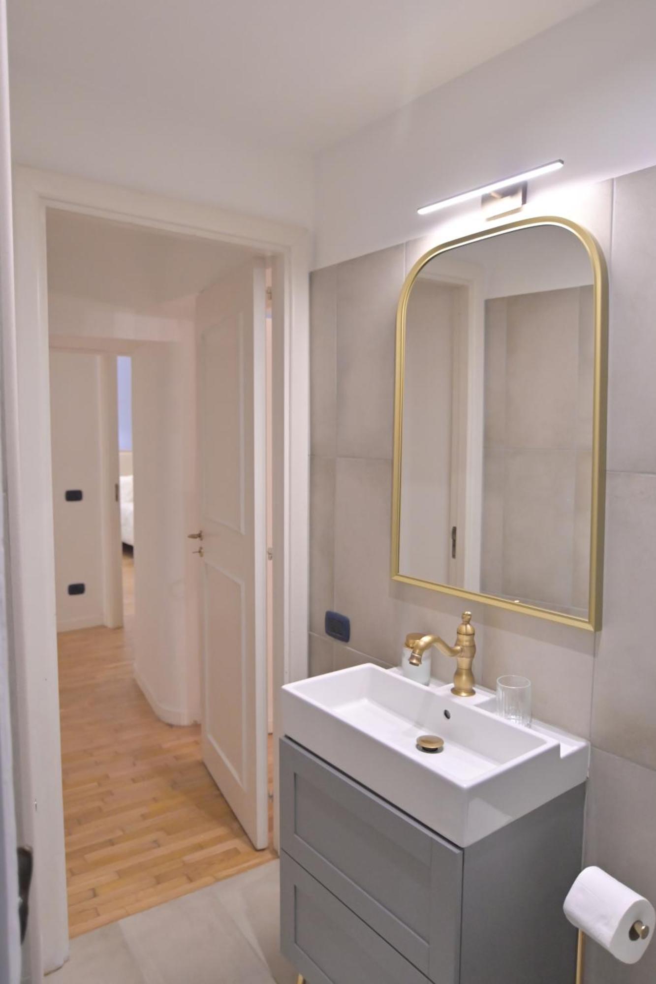 Mediterranea Home Napoli ภายนอก รูปภาพ