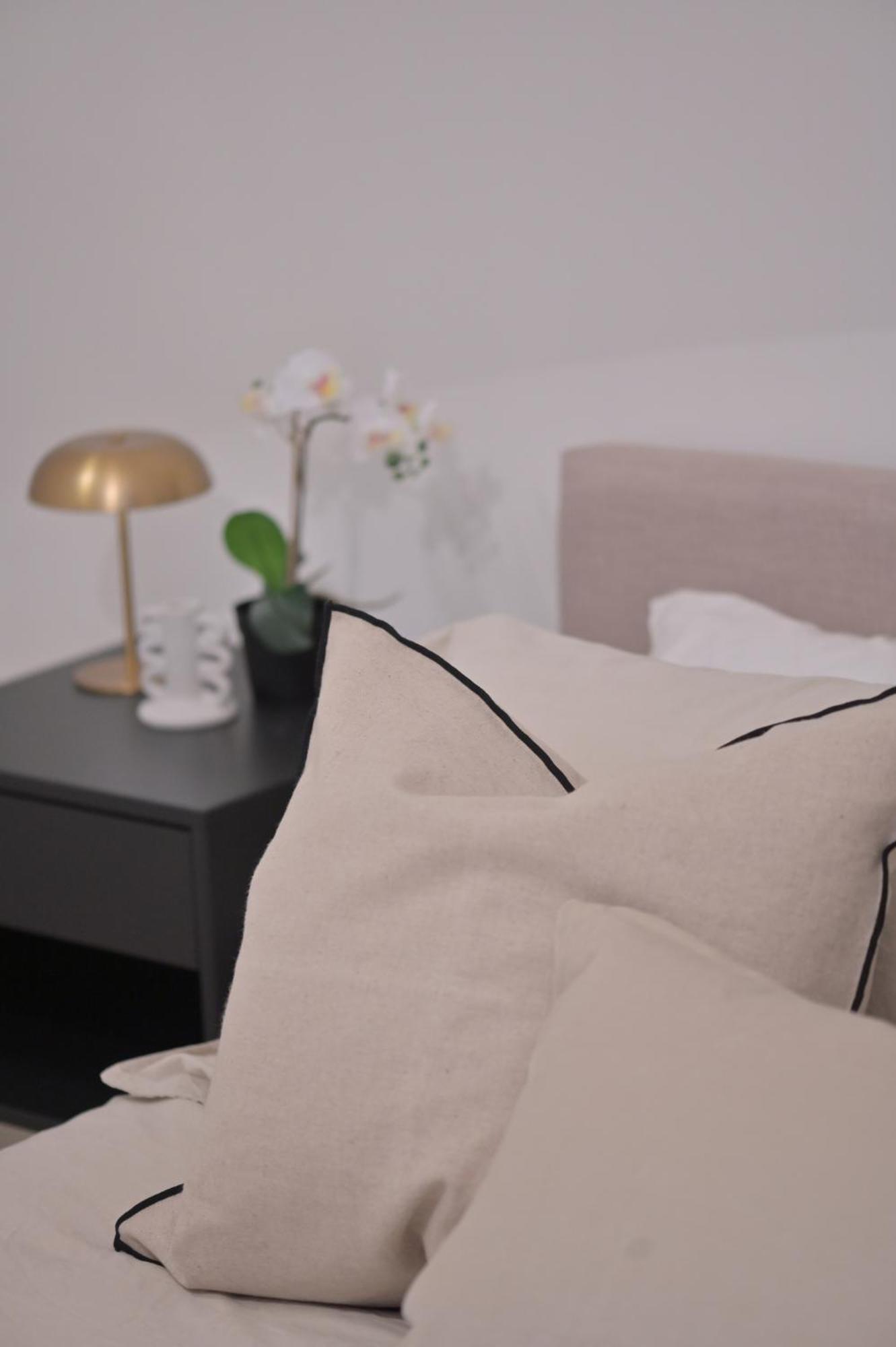 Mediterranea Home Napoli ภายนอก รูปภาพ
